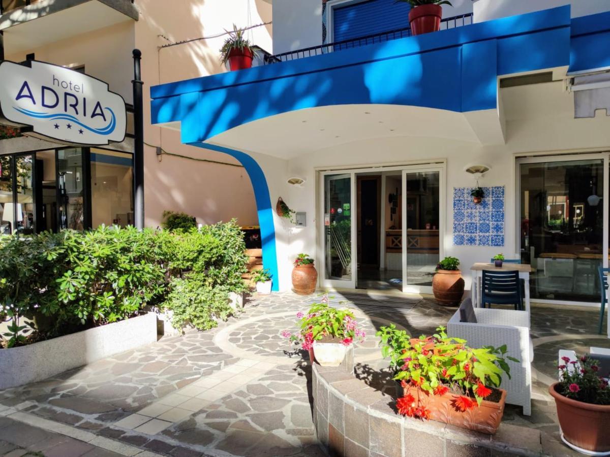 Hotel Adria B&B - Colazione Fino Alle 12 Misano Adriatico Eksteriør bilde